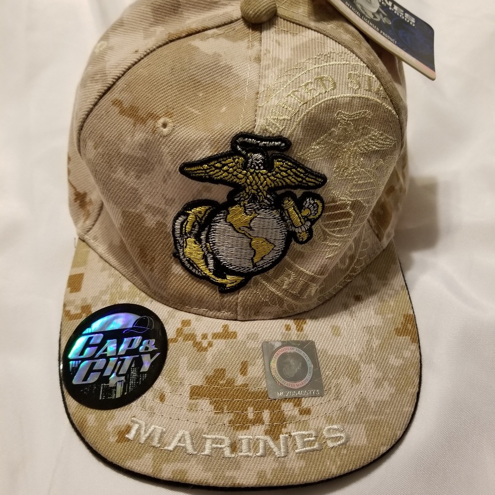 NWT US Marine Corps Digital Camo Strapback Hat